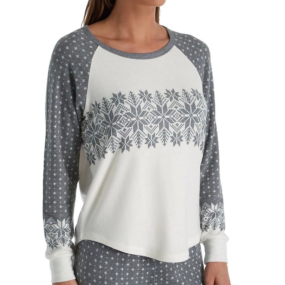 P.J. Salvage Women's Long Sleeve Pajama Top Charcol Snowed In Holiday NWT XS